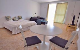 Tejita Seaview Apartment